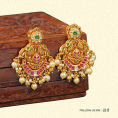 Cast a sparkly spell on everybody in the room with your personality. Exclusive jewellery form Pooja jewellers. For more queries contact :- 8125337926 or visit our store at : pooja jewellers, Ameerpet, Hyderabad #diamondjewellery #customizejewellery #trendingjewellery #exclusivejewellery #elegant #elegantjewellery #royaljewellery #goldjewelleryhyd #diamondcollection #diamondjewellery #goldjewellery #southindiancollection #southindiancollection #earring #diamondearring #earringjewellery Big Earrings Gold, Antique Gold Earrings, Diamond Wedding Jewelry, Black Beaded Jewelry, Bridal Gold Jewellery Designs