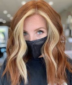 Medium Length Red Hair With Blonde Highlights, Strawberry Blonde With Money Piece, Copper Hair With Money Piece, Copper Hair With Blonde Money Piece, Blonde Money Piece, Bleached Bangs, Money Pieces, Red Blonde Hair, Blonde Streaks