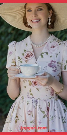 Step into tea party perfection with these stunning outfit ideas. Whether you love florals, lace, or modern twists, there’s a style here for everyone. Save this pin and head to the site for all the details! Tea Party Fashion, Stunning Outfits, Party Fashion, For Everyone