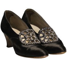 A beautiful Art Deco pair of 1920s Meier and Frank Co. French-made black peau de soie silk pump with a mid-height heel, slightly pointed toe and a beautiful peek-a-boo fan panel at the throat, covered in steel-cut marcasite beads. Elegant and stunning. Gatsby Shoes, 20s Shoes, Black Evening Shoes, 1920s Shoes, Black Court Shoes, 1920s Fashion Women, Historical Humor, Historical Shoes, Special Occasion Shoes