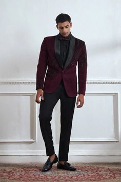 Designer Menswear Tuxedo For Men Color-Black  Colors can be customized as per clients needs as well FABRIC VELVET PATTERN EMBROIDERED  CARE DRY CLEAN ONLY ITEMS INCLUDED SHIRT, JACKET, PANTS, BOW SHOE NOT INCLUDED, ALTHOUGH CAN BE CUSTOMIZED IF THE CLIENT NEEDS (DROP US A MESSAGE IN CASE THERE IS ANY CONFUSION IN THE MEASUREMENTS) Indian Reception Suit For Men, Creative Tuxedo For Men, Wine Color Tuxedo For Men, Reception Attire For Men, Fancy Tuxedo For Men, Velvet Suit Design Men, Tailored Suits For Formal Party Wear, Tailored Tuxedo For Festive Formal Occasions, Festive Tailored Tuxedo For Formal Occasions