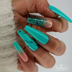 Sassy Nails, Matte Nails Design, Fall Acrylic Nails, Pretty Nail Art Designs, Green Nail, Hot Nails, Coffin Nails Designs, Art Trends