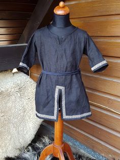 Black Tunic for Knights and Vikings Tunic from Linen for | Etsy Knight Tunic Diy, Medieval Children Clothes, Blue Tunic Medieval, Tunic Men Medieval, Viking Tunic Embroidery, Viking Tunic, Black Tunic, Medieval Costume, Linen Tunic