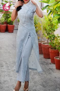 Cotton Ankle-length Sets For Diwali, Ankle Length Kurti Designs, Bollywood Style Ankle-length Cotton Churidar, Knee Length Kurti With Pants, Grey Colour Kurti Designs, Silk Kurti Designs, New Kurti Designs, Designer Kurti Patterns, Simple Kurta Designs