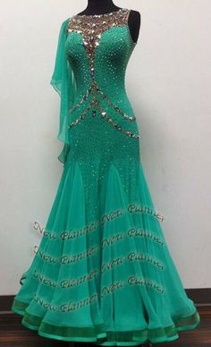 B7603 Competition women Tango waltz smooth Quickstep dance dress US 6 green | eBay Quickstep Dance, Smooth Ballroom Dress, Smooth Dance Dresses, Ballroom Dance Outfits, Ballroom Dress Inspiration, Ballroom Competition Dress, Waltz Dress, Dance Competition Dress, Latin Ballroom Dresses