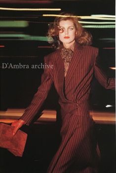 Giorgio Armani - Italian Mafia Women, Aldo Fallai, Random Vintage, Suits Style, Sci Fi Fashion, Fashion 70s, Estilo Hippy, Vogue Archive