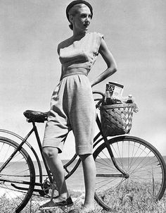 Claire Mccardell, Fashion 1940s, Mode Chanel, Cycle Chic, Design Moda, Look Retro, 40s Fashion