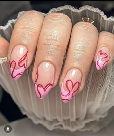 Valentine’s Day Nail Art to Shine in 2024 Nail the Love Story Best Valentine’s Day Nail Designs art Circular Nail Designs, Raised Nail Designs, August Nails Almond, Carcase Iphone, Wow Nails, Hello Nails, Cute Christmas Nails, Valentine Nails, Simple Gel Nails