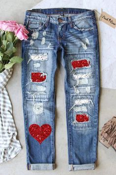 Ripped Denim Jeans, Upcycling Projects, Denim Jeans Ripped, Distressed Boyfriend Jeans, Frayed Denim, Jeans Size Chart, Ripped Denim