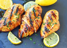 The Best Chicken Marinade Recipe Delicious Sauces, Perfect Grilled Chicken, Best Chicken Marinade, Chicken Lickin, Grilled Chicken Marinade, Chicken Marinade Recipes, Bacon Potato Salad, Squeezed Lemon, Chicken Marinade