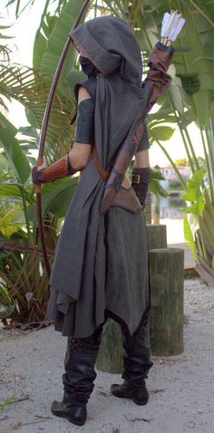 Ranger cloak Best Friend Halloween Costumes, Bow And Arrow, Fantasy Costumes, Mori Girl, Fantasy Clothing, Costume Halloween, Juno