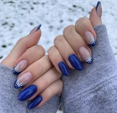 Navy Blue Festive Nails, Nail Inspiration January, Nails For Christmas Blue, Christmas Nails New Years, Royal Blue Holiday Nails, Nails In December, Christmas Nails Blue Glitter, Non Christmas Winter Nails, Nails With Snowflakes Winter