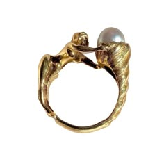 Material: Zinc Alloy Vintage Crystal Rings, Minimalistic Jewelry Aesthetic, Gold And Pearl Ring, Art Nouveau Rings, Baroque Pearl Ring, Whimsical Wedding Rings, Regal Rings, Ocean Rings, Pearl Ring Vintage