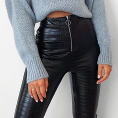 Size: XS / S / M / L Pleated Fashion, Look Legging, Goth Outfit, Leather Pants Women, Trouser Style, Leather Trousers, Faux Leather Pants, Faux Leather Leggings, Slim Pants