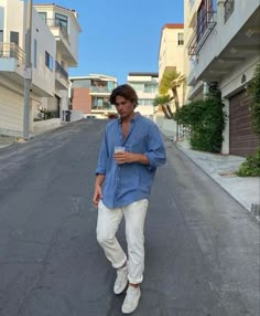 European Summer Outfits Man, Men Summer Outfit Aesthetic Old Money, Mens European Fashion Summer, Mens Casual Outfits Summer Classy, Old Money Guys, Austria Outfit, Trading Aesthetic, Boat Fits, Guy Aesthetic Outfits