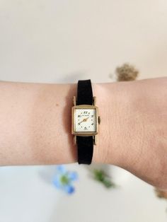 Wittnauer Swiss Wind-Up Vintage Quartz Watch Black Velvet Strap Gold-Tone Face Antique Retro Ladies/Women's Dainty Wristwatch - Small/Petite Untested Small Wrist Watch Women, Vintage Rectangular Watch For Everyday, Vintage Everyday Rectangular Watch, Vintage Rectangular Everyday Watch, Everyday Vintage Rectangular Watch, Wind Up, Wristwatch Vintage, Tone Face, Women Wrist Watch