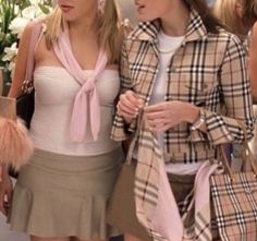 White Chicks, Malibu Barbie, Foto Ideas Instagram, What’s Going On, 2000s Fashion, Just Girly Things, Fashion Killa, Girly Girl, Aesthetic Outfits