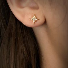 Gold Stone Earring, Gold Star Earrings Aesthetic, Cute Star Earrings, Star Earrings Gold, Ear Stacks, Small Earrings Gold, Bday Wishlist, Gold Star Earrings, Star Earring