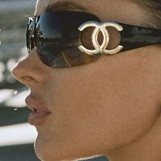 Lowballers Will Be Blocked Chanel Shield Sunglasses Some Minor Scratches Not Noticeable Silver Hardware Large Cc Emblems Authentic Serena And Blair, Golden Brunette, Donnie Brasco, Brunette Aesthetic, Look Winter, Serena Van Der Woodsen, Super Rich Kids, Gold Girl, Gold Aesthetic