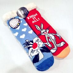 New With Tags Warner Bros Set Of 2 Sherpa Socks Sylvester & Bugs Bunny Warm & Cozy. One Size Fits Most! Bugs Bunny, Casual Socks, Warner Bros, Warm And Cozy, Bugs, Original Box, Color Blue, Handmade Items, Mens Accessories