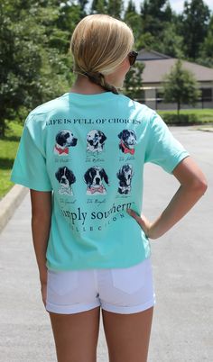 Simply Southern is a preppy T-shirt collection. This mint tee features a screen print of dogs + "Life Is Full Of Choices" printed on back. Softball And Dogs Shirt, Simply Southern Shirts Aesthetic, Summer Dog Print Graphic Tee, Simply Southern Dog Shirts