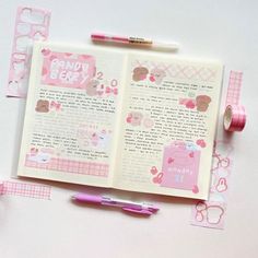 1 Page Journal Ideas, Scrapbook Journal Pages Ideas, Midori Notebook Ideas, Aesthetic Art And Craft, Journal Ideas Study, Book Ideas To Write, Journal Ideas Cute, Cute Journal Pages, Cute Journal Ideas