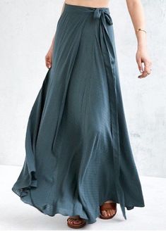 Beach Formal Dress, Wedding Dresses Mermaid Bling, Beach Formal, Bridesmaid Skirts, Mode Hippie, Wrap Maxi Skirt, Mode Boho, Long Maxi Skirts, Formal Dresses For Women