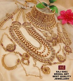 Dulhan Set, Bridal Necklace Designs, Full Hand Mehndi, Full Hand Mehndi Designs, Bridal Necklace Set, Antique Jewelry Indian, Hand Mehndi, Durga Maa, Jewelry Indian