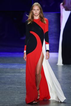 Chic Red, Black and White Long Sleeve Gown by Naeem Khan, Look #3 Mode Crochet, 2025 Fashion, 2020 Design, Couture Gowns, Looks Chic, Spring Summer 2017, Fashion Show Collection