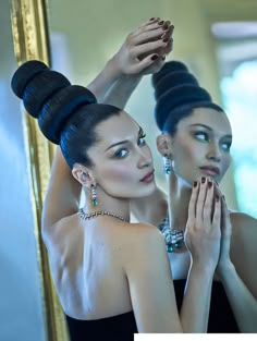 Big Bun Hair, Hair Photography, Micro Braids, Hair Shows, Sleek Hairstyles, Artistic Hair