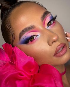 Colorful Eyeshadow Palette, Maquillage Yeux Cut Crease, Festival Make Up, Carnival Makeup, Cute Eye Makeup, Eye Makeup Pictures, Palette Ideas