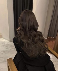 Very Dark Ash Brown Hair, Korean Dark Brown Hair Color, Korean Hair Color Dark Brown, Chocolate Brown Hair Color Korean, Brunette Hair Korean, Soft Brown Hair Asian, Korean Hair Color Dark, Chocolate Brown Hair Ash, Chocolate Ashy Brown Hair