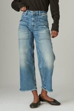 LUCKY LEGEND HIGH RISE WIDE LEG | Lucky Brand Thrifting Mens Jeans For Women, Jeans For Work Outfits, Cool Casual Outfits Women, Front Pocket Jeans, Fashion 2023 Fall, Jeans Raw Hem, Cropped Wide Leg Jeans, Fashion Mistakes, Button Fly Jeans