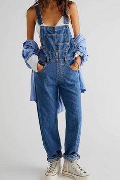 denim overalls Birkenstock Clogs Outfit Fall, Long Jumpsuit Casual, Birkenstock Clogs Outfit, Clogs Outfit Fall, Denim Suspenders, Loose Overalls, Casual Work Pants, Clogs Outfit, Chique Outfit