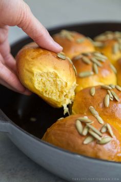 Pumpkin Sandwich Bread Rolls Thanksgiving Bread, Oven Bread, Baked Rolls, Mini Sandwiches, Turkey Sandwiches, Christmas Food Desserts