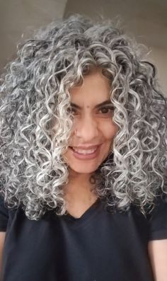 Grey Hair Young, Curly Silver Hair, Curl Hairstyle, Grey Hair Don't Care, Grey Hair Over 50, Silver White Hair, Grey Curly Hair, Gorgeous Gray Hair, Grey Hair Inspiration