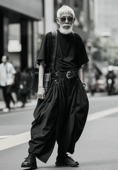 Japanese Men Outfit, Techware Men, Japandi Fashion, Japan Clothes, Japanese Alternative Fashion Men, Gay Male Fashion, Japanese Street Style Men, Japanese Fashion Men, Gothic Japanese Fashion Male