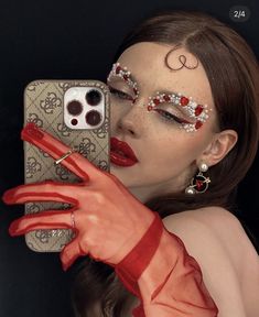 #kesfet Makeup Look With Pearls, Unique Makeup Looks, Rhinestone Makeup, Formal Makeup, Valentines Day Makeup, Red Makeup, Unique Makeup, Dope Makeup, Crazy Makeup