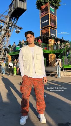 Guy Clothes Aesthetic, Techno Rave Outfit, Looks Streetwear, Men Festival Outfit, Jacob Rott, Rave Fit, Coachella Inspiration