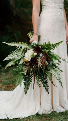 Elegant Fern Fronds for Greenery Wedding Bouquets Forest Bouquet Wedding, Fern Floral Arrangements, Fern Bridal Bouquet, Ferns Wedding, Wedding Ferns, Fern Wedding Bouquet, Plant Wedding Decor, Forest Wedding Bouquet, Fern Wedding Decor