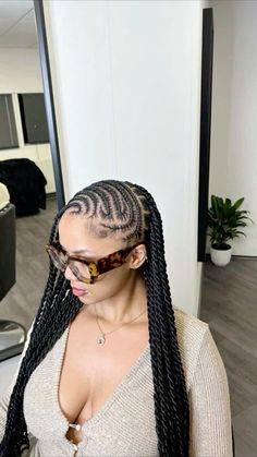 Twist Lemonade Braids, Cornrow Lemonade Braids, Half Lemonade Braids Half Island Twist, Cornrows With Wavy Hair, Cornrow In Front Knotless Braids In Back, Fulani Lemonade Braids Hairstyles, Lemonade Braids Hairstyles With Knotless, Lemonade Braids Fulani, Lemonade Goddess Braids