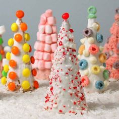 small christmas trees made out of marshmallows and candy