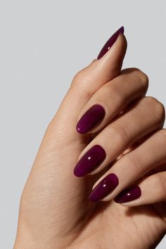 Gel Manicure Ideas Almond Shape, Grape Nail Color, Grape Colored Nails, Grape Color Nails, True Autumn Nails, Grape Purple Nails, Nails Purple Almond, Dark Purple Almond Nails, Grape Nails