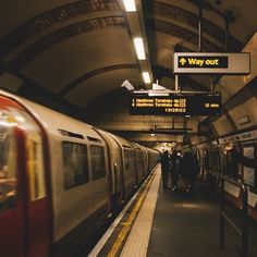 Uk Underground Aesthetic, Old Film Pictures, London Underground Photography, Underground Subway Aesthetic, Nyc Underground Aesthetic, New York Mood Board Aesthetic, London Underground Art, Uk Aesthetic Wallpaper, London Film Photography