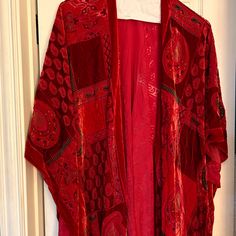 Free People Red Velvet Shawl Approx 36” From Shoulder Never Worn Whimsigoth Coat, Red Veil, Red Shawl, Velvet Shawl, Velvet Kimono, Free People Accessories, Fashion Is My Passion, Wren, Fit Check