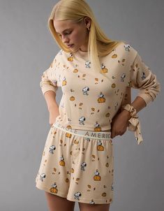 AE Peanuts Fall Pumpkin Plush PJ Set Peanuts Fall, Fall Pajamas, Snoopy Fall, Pumpkin Plush, Snoopy Stuff, White Jeans Men, Athletic Fit Jeans, Peanuts Snoopy, Women Denim Jeans