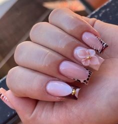 Square Thanksgiving Nails, Thanksgiving Nails French Tip, French Tips Brown, Thanksgiving Nails Square, Fall Square Acrylic Nails, Fall Naildesign, Pink And Brown Nails, Autumn Nail Inspo, November Nails