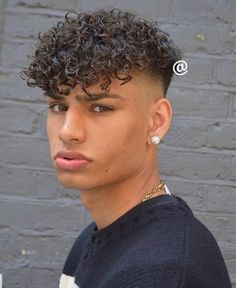 Haircut Selfie, Mens Hairstyles Thick Hair, Haircut Designs, Haircut Curly, Boys With Curly Hair