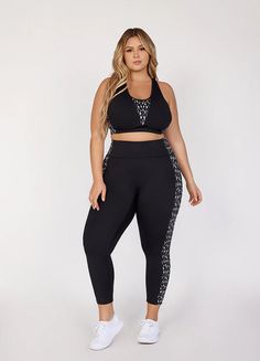 Corset Leggings, Feel Confident, High Waisted Leggings, Body Shapes, Two Piece Pant Set, Scoop Neck, Sports Bra, High Waisted, Plus Size