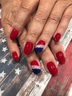 Pride Nail Designs Acrylic, Nails 4th Of July Design Simple, Memorial Nails Designs, Independence Nail Art, 4yh Of July Nails, Red Patriotic Nails, Red And Blue Nail Designs, 4th Of July Dipped Nails, Memorial Day Nails Dip